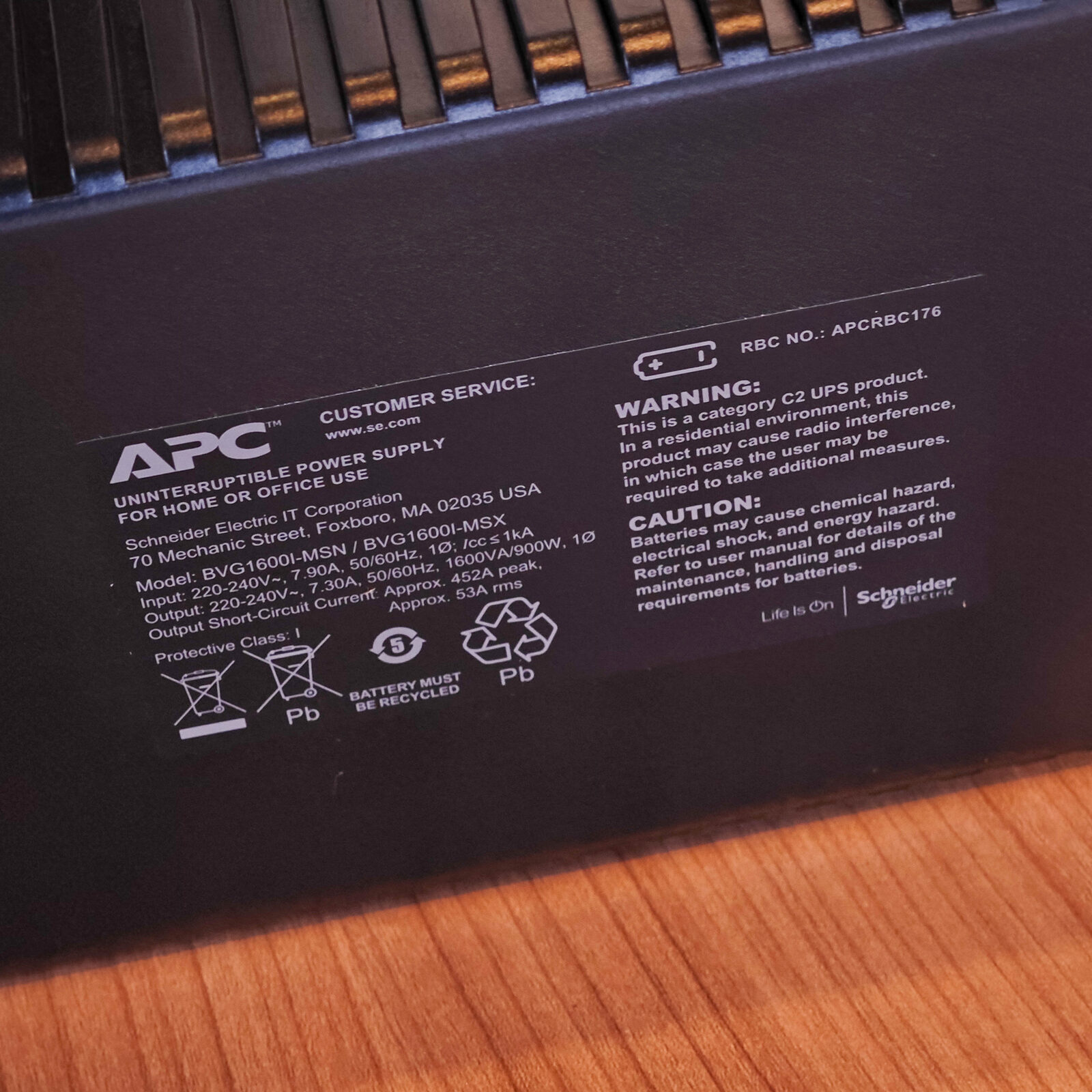 ภาพแกะกล่องสินค้า (Unboxing) แสดงสินค้าจริงและอุปกรณ์ภายในกล่อง ภาพที่ 9