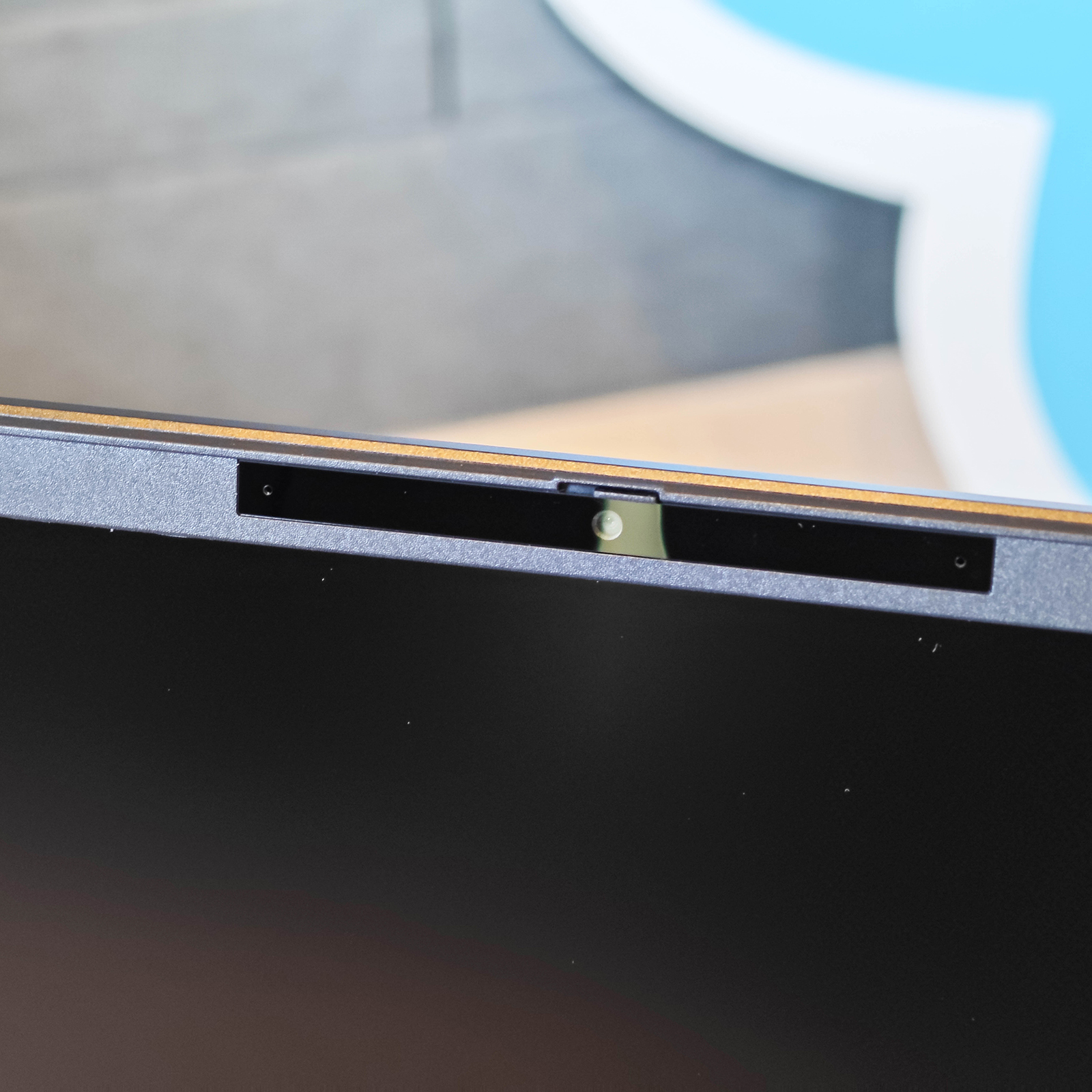 ภาพแกะกล่องสินค้า (Unboxing) แสดงสินค้าจริงและอุปกรณ์ภายในกล่อง ภาพที่ 7