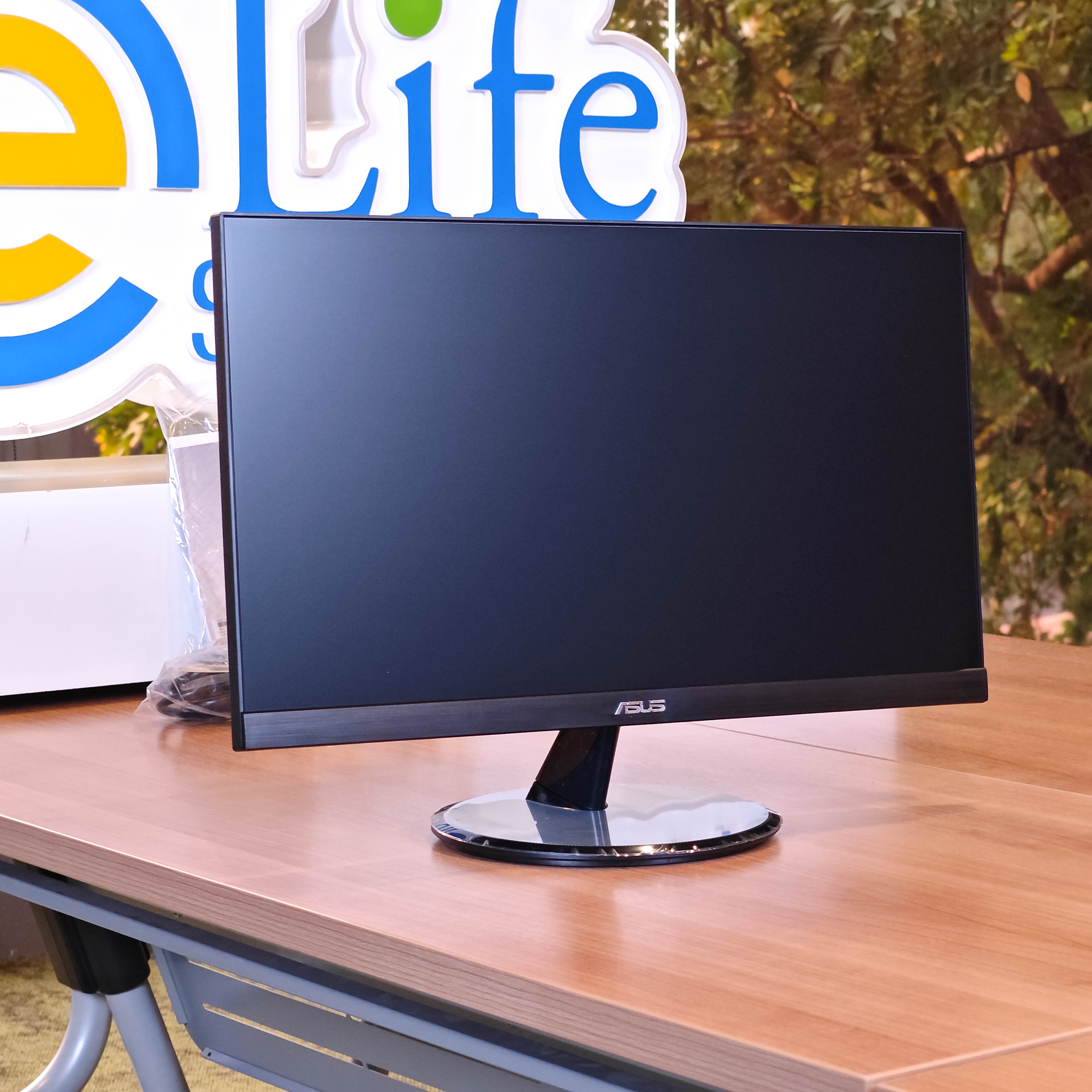 ภาพแกะกล่องสินค้า (Unboxing) แสดงสินค้าจริงและอุปกรณ์ภายในกล่อง ภาพที่ 10