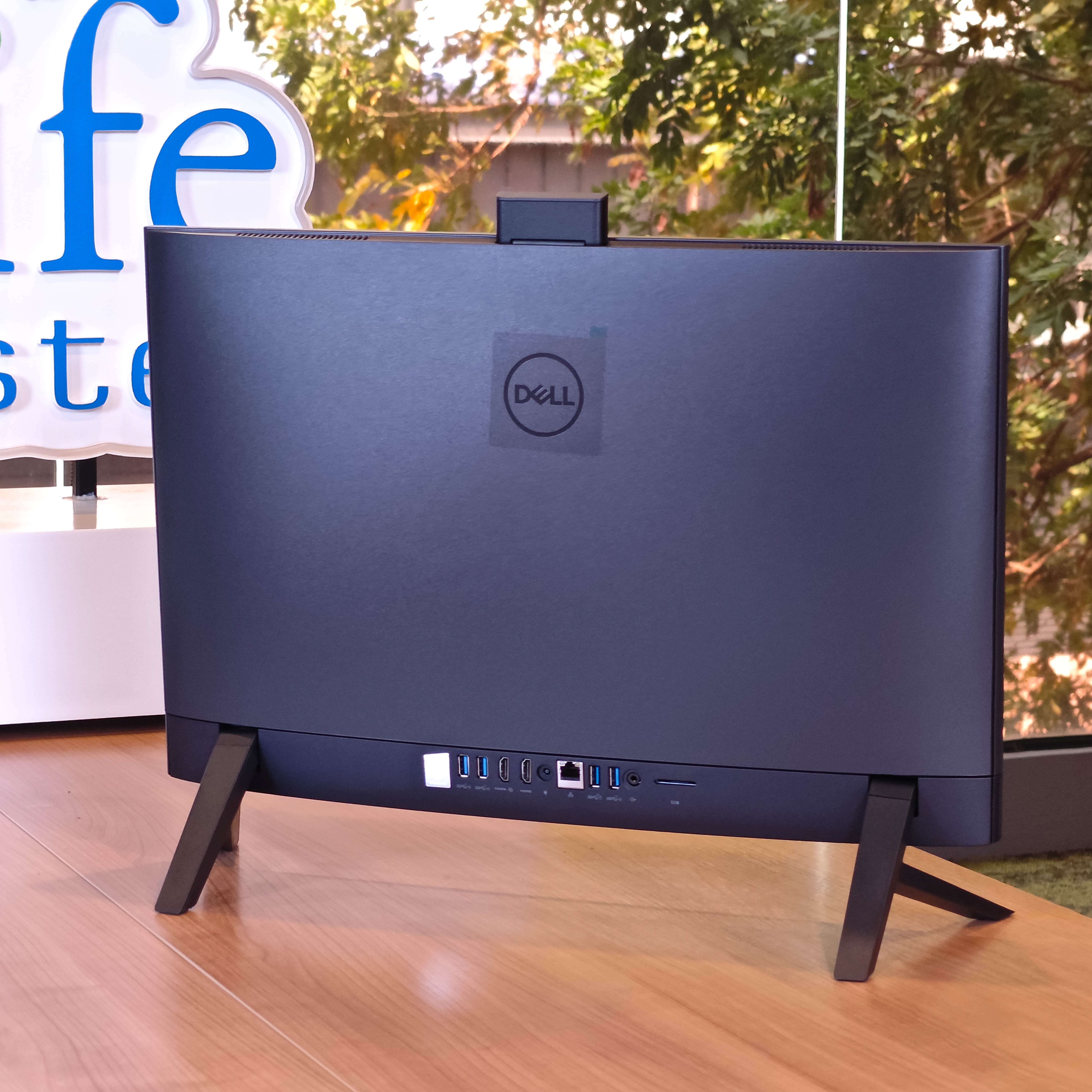 ภาพแกะกล่องสินค้า (Unboxing) แสดงสินค้าจริงและอุปกรณ์ภายในกล่อง ภาพที่ 10