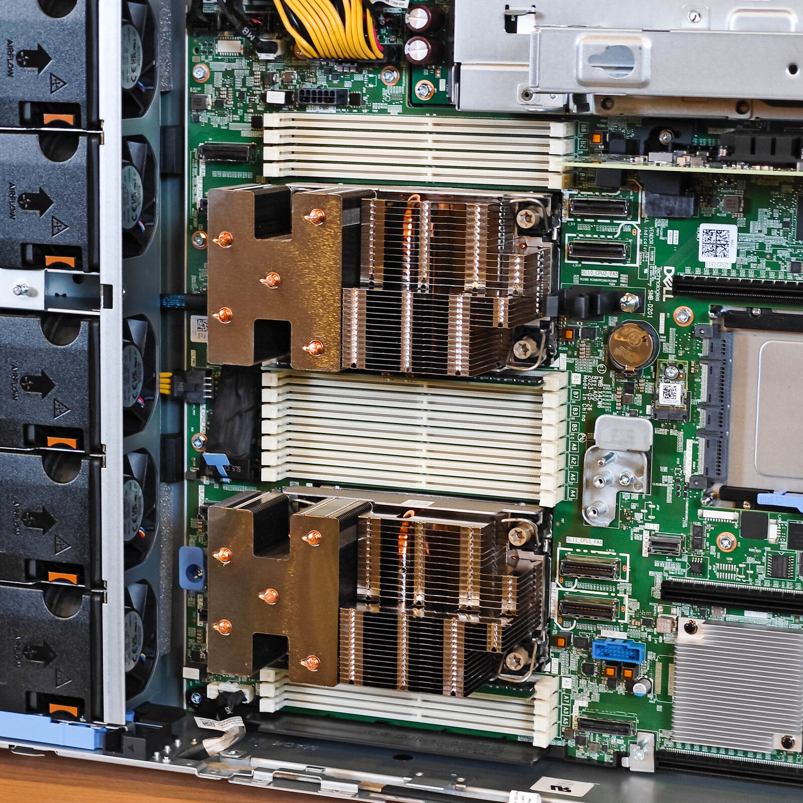 ภาพแกะกล่องสินค้า (Unboxing) แสดงสินค้าจริงและอุปกรณ์ภายในกล่อง ภาพที่ 5