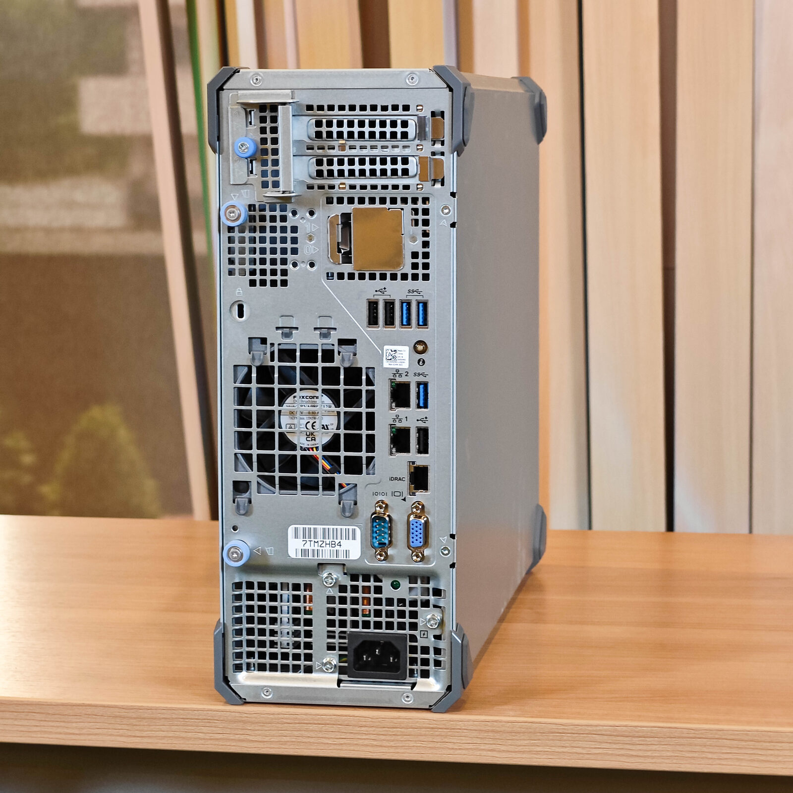 ภาพแกะกล่องสินค้า (Unboxing) แสดงสินค้าจริงและอุปกรณ์ภายในกล่อง ภาพที่ 10