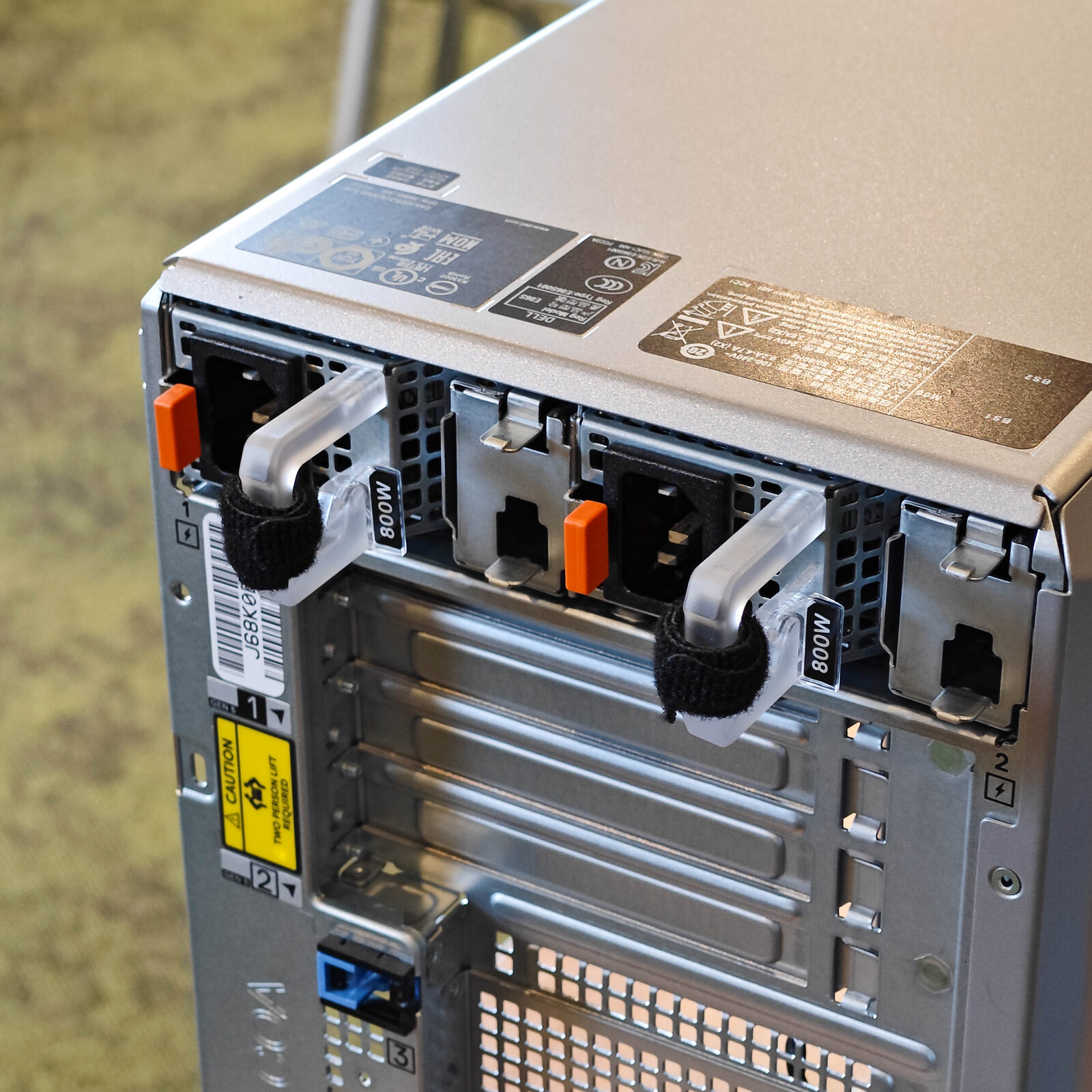 ภาพแกะกล่องสินค้า (Unboxing) แสดงสินค้าจริงและอุปกรณ์ภายในกล่อง ภาพที่ 9