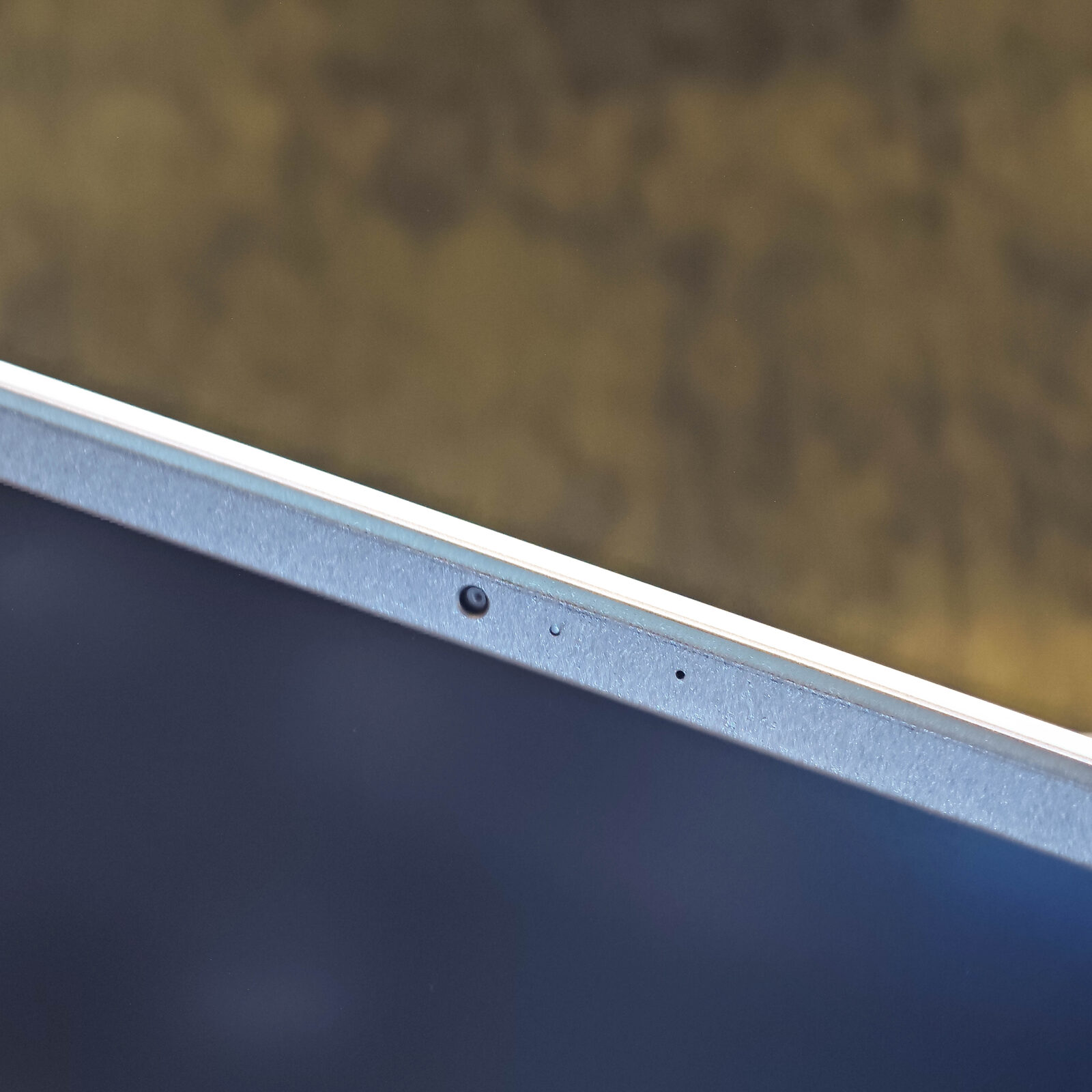 ภาพแกะกล่องสินค้า (Unboxing) แสดงสินค้าจริงและอุปกรณ์ภายในกล่อง ภาพที่ 6