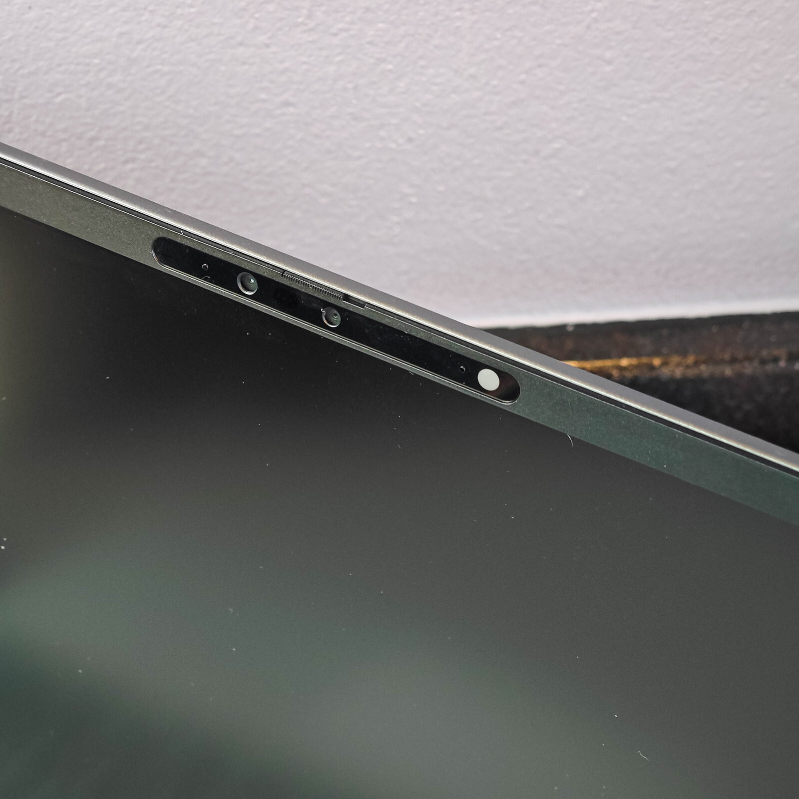 ภาพแกะกล่องสินค้า (Unboxing) แสดงสินค้าจริงและอุปกรณ์ภายในกล่อง ภาพที่ 7