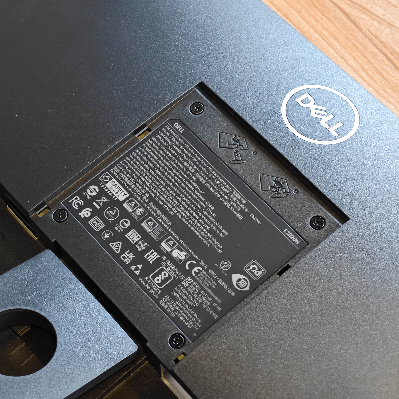 ภาพแกะกล่องสินค้า (Unboxing) แสดงสินค้าจริงและอุปกรณ์ภายในกล่อง ภาพที่ 10