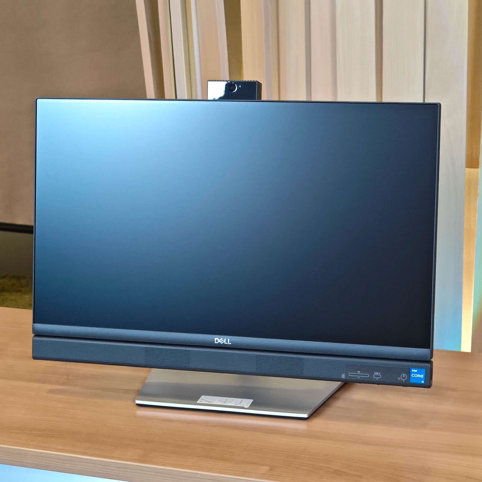 ภาพแกะกล่องสินค้า (Unboxing) แสดงสินค้าจริงและอุปกรณ์ภายในกล่อง ภาพที่ 10