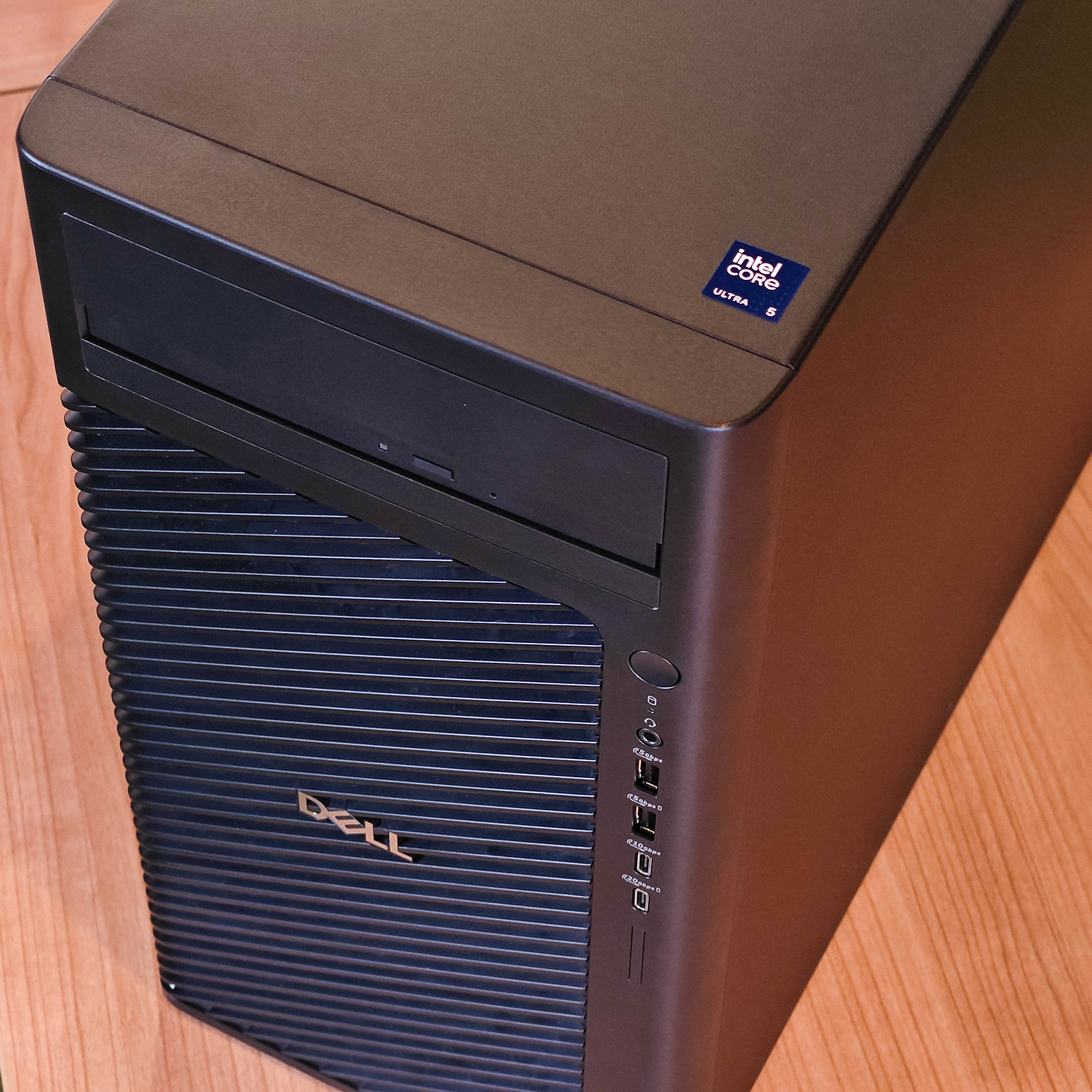 ภาพแกะกล่องสินค้า (Unboxing) แสดงสินค้าจริงและอุปกรณ์ภายในกล่อง ภาพที่ 10