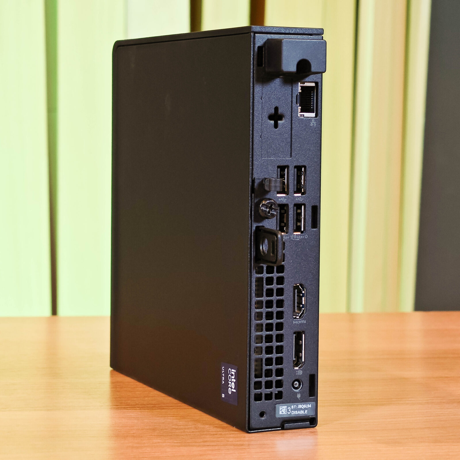 ภาพแกะกล่องสินค้า (Unboxing) แสดงสินค้าจริงและอุปกรณ์ภายในกล่อง ภาพที่ 4