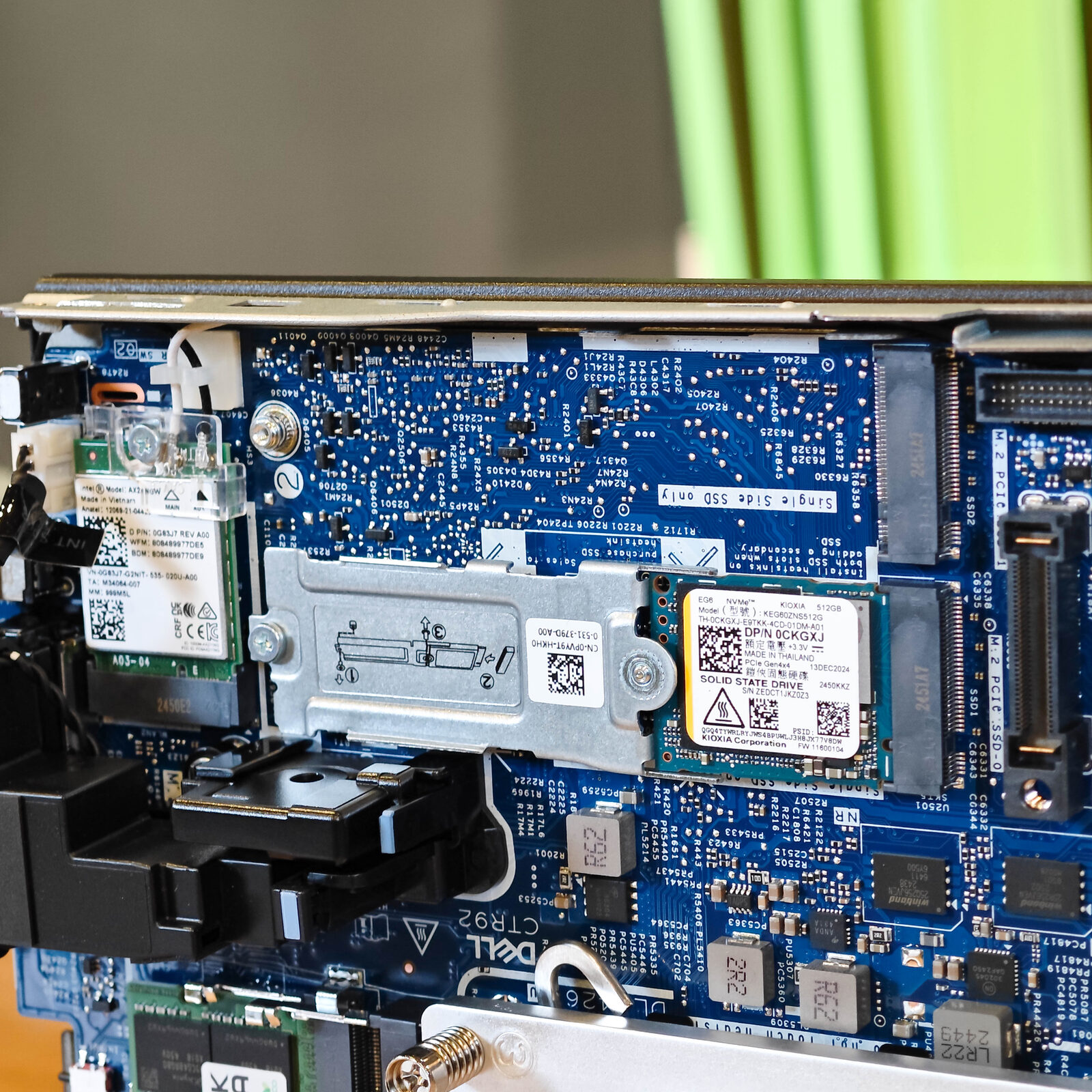 ภาพแกะกล่องสินค้า (Unboxing) แสดงสินค้าจริงและอุปกรณ์ภายในกล่อง ภาพที่ 8