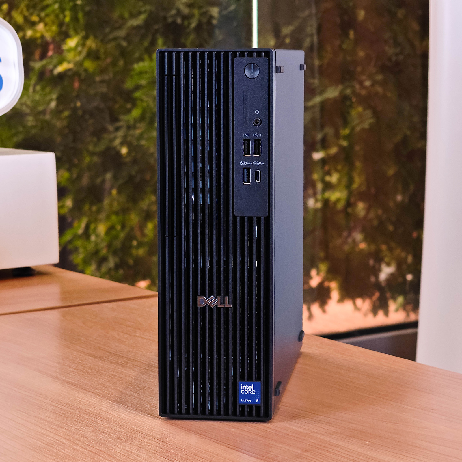 ภาพแกะกล่องสินค้า (Unboxing) แสดงสินค้าจริงและอุปกรณ์ภายในกล่อง ภาพที่ 10