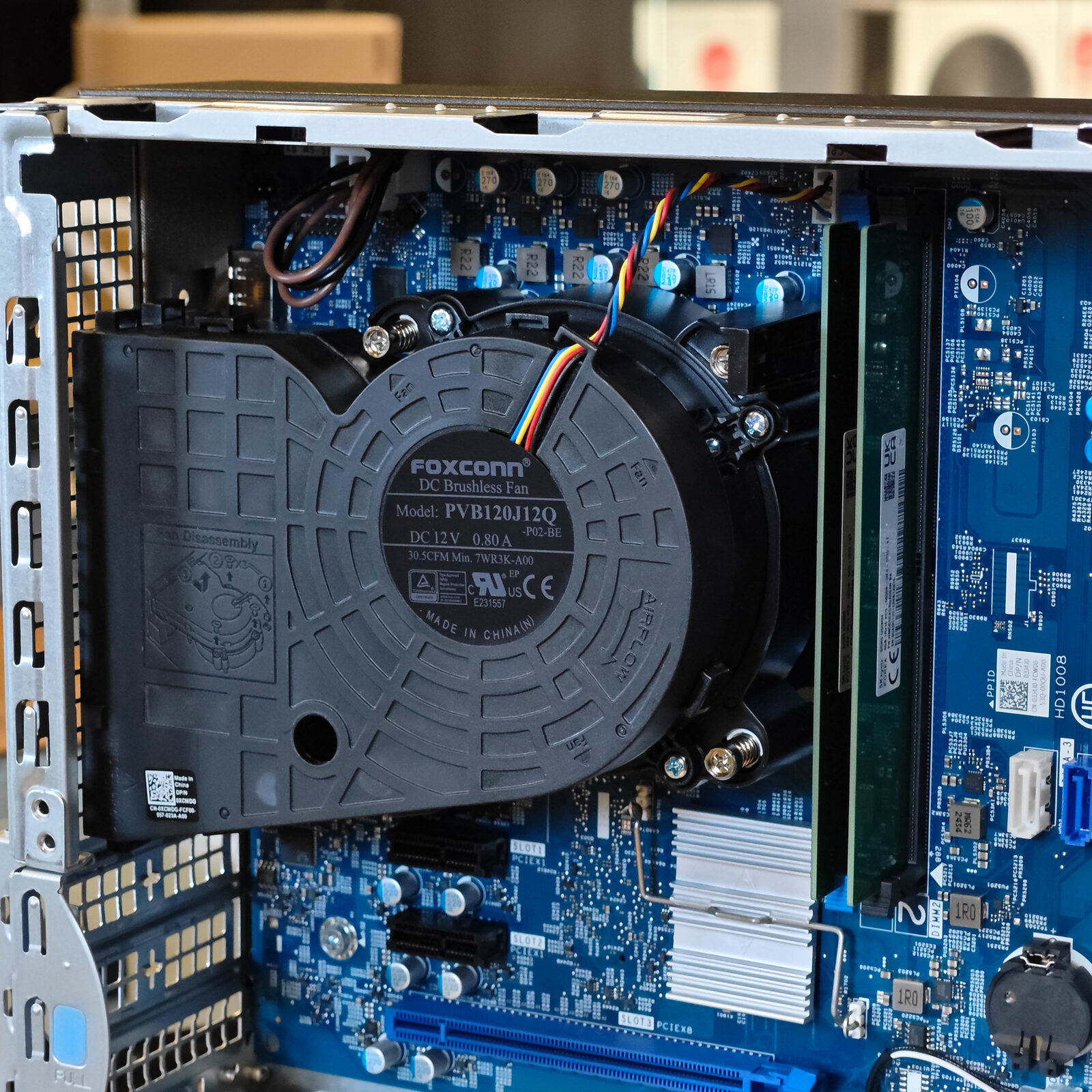 ภาพแกะกล่องสินค้า (Unboxing) แสดงสินค้าจริงและอุปกรณ์ภายในกล่อง ภาพที่ 7