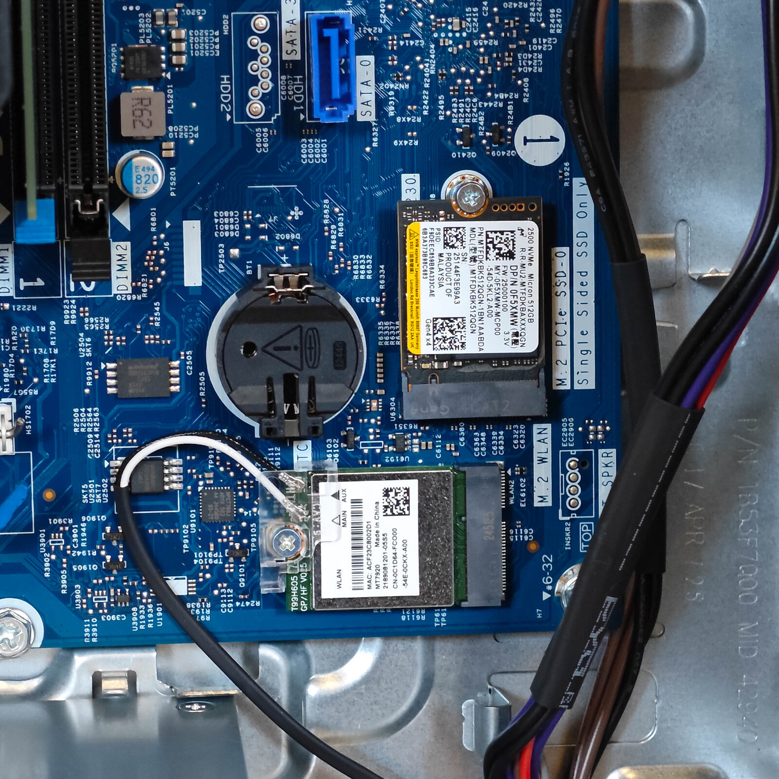 ภาพแกะกล่องสินค้า (Unboxing) แสดงสินค้าจริงและอุปกรณ์ภายในกล่อง ภาพที่ 8