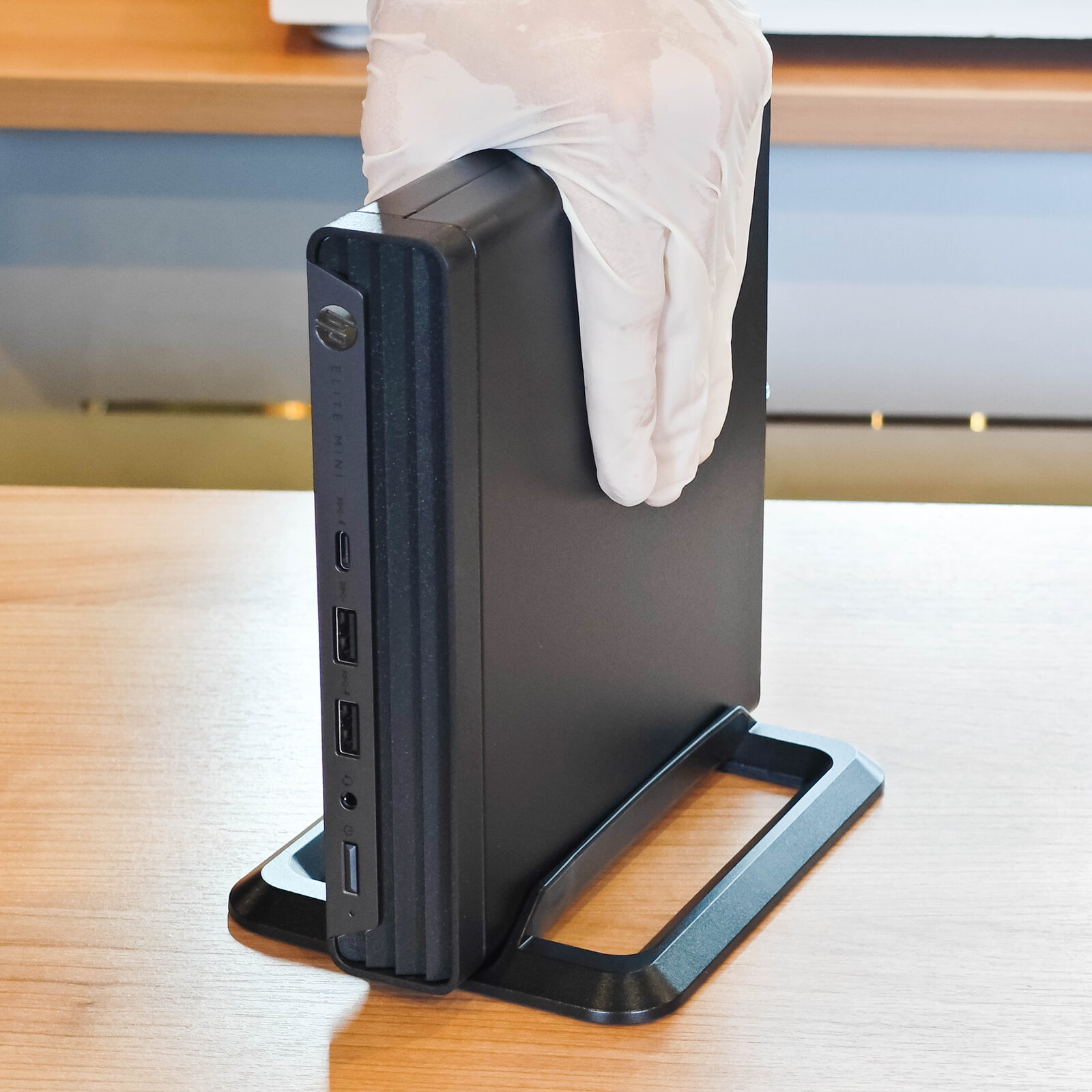 ภาพแกะกล่องสินค้า (Unboxing) แสดงสินค้าจริงและอุปกรณ์ภายในกล่อง ภาพที่ 1