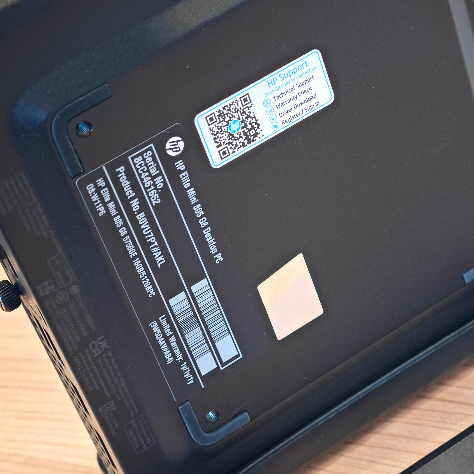 ภาพแกะกล่องสินค้า (Unboxing) แสดงสินค้าจริงและอุปกรณ์ภายในกล่อง ภาพที่ 10