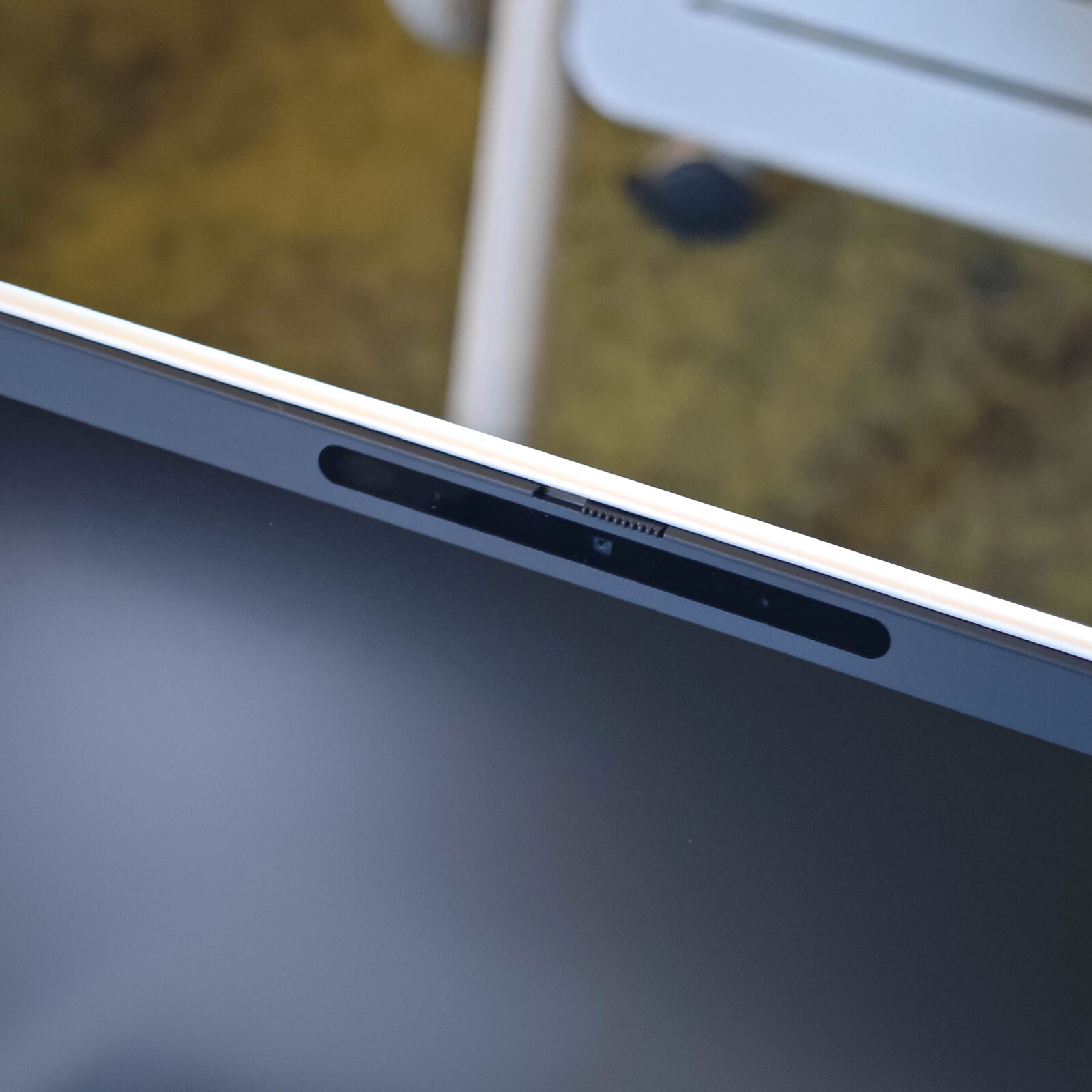 ภาพแกะกล่องสินค้า (Unboxing) แสดงสินค้าจริงและอุปกรณ์ภายในกล่อง ภาพที่ 6