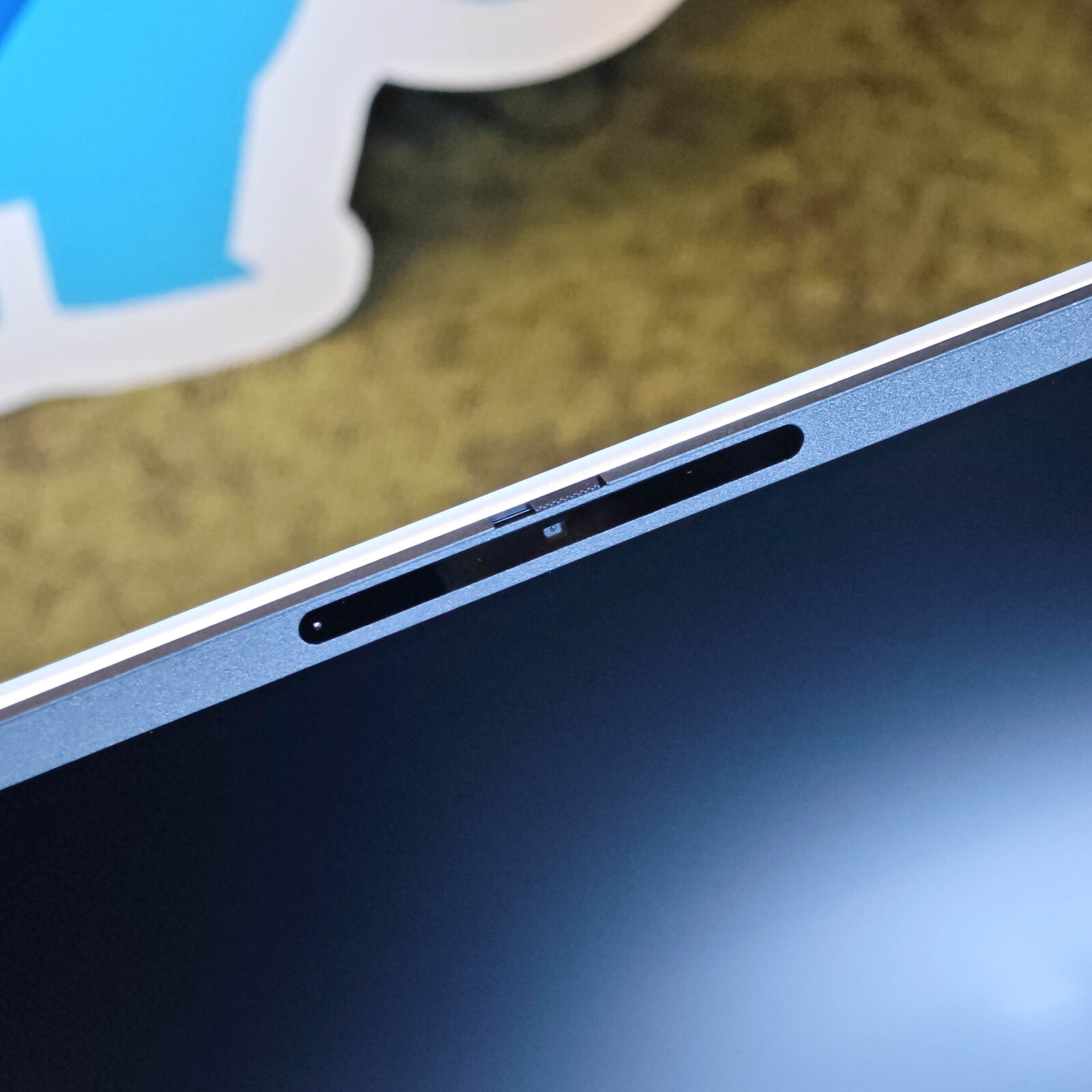 ภาพแกะกล่องสินค้า (Unboxing) แสดงสินค้าจริงและอุปกรณ์ภายในกล่อง ภาพที่ 5