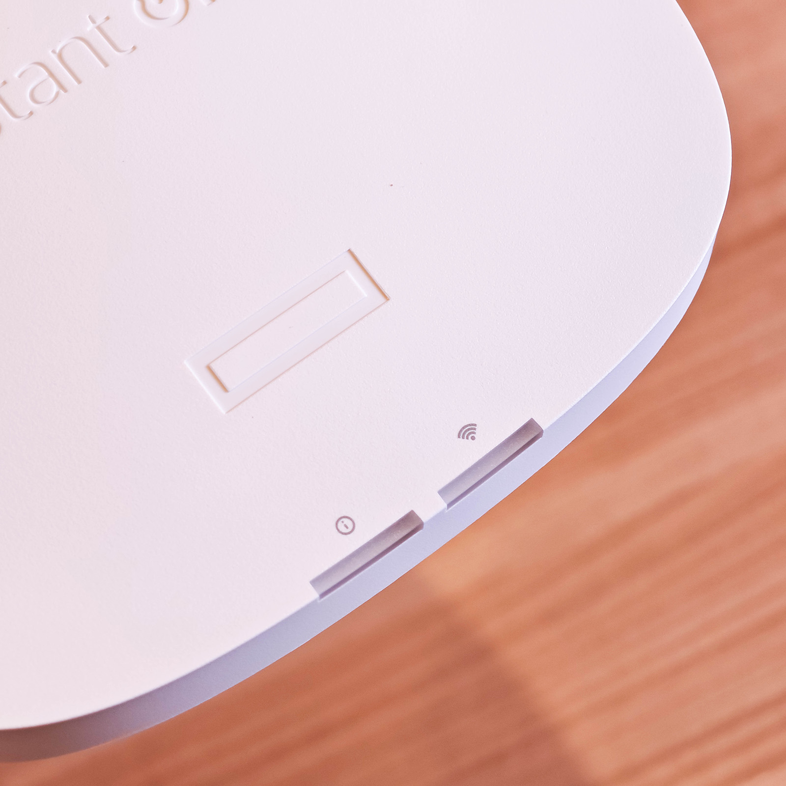 ภาพแกะกล่องสินค้า (Unboxing) แสดงสินค้าจริงและอุปกรณ์ภายในกล่อง ภาพที่ 7