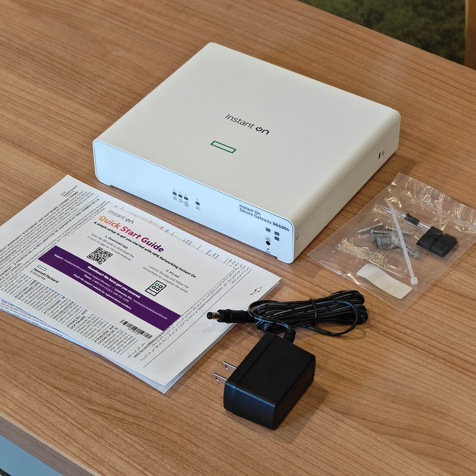 ภาพแกะกล่องสินค้า (Unboxing) แสดงสินค้าจริงและอุปกรณ์ภายในกล่อง ภาพที่ 5