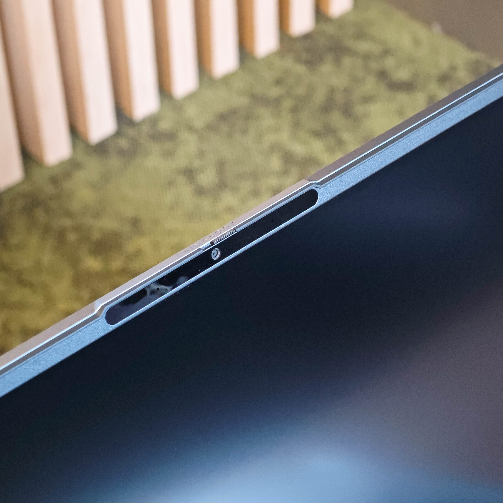 ภาพแกะกล่องสินค้า (Unboxing) แสดงสินค้าจริงและอุปกรณ์ภายในกล่อง ภาพที่ 4