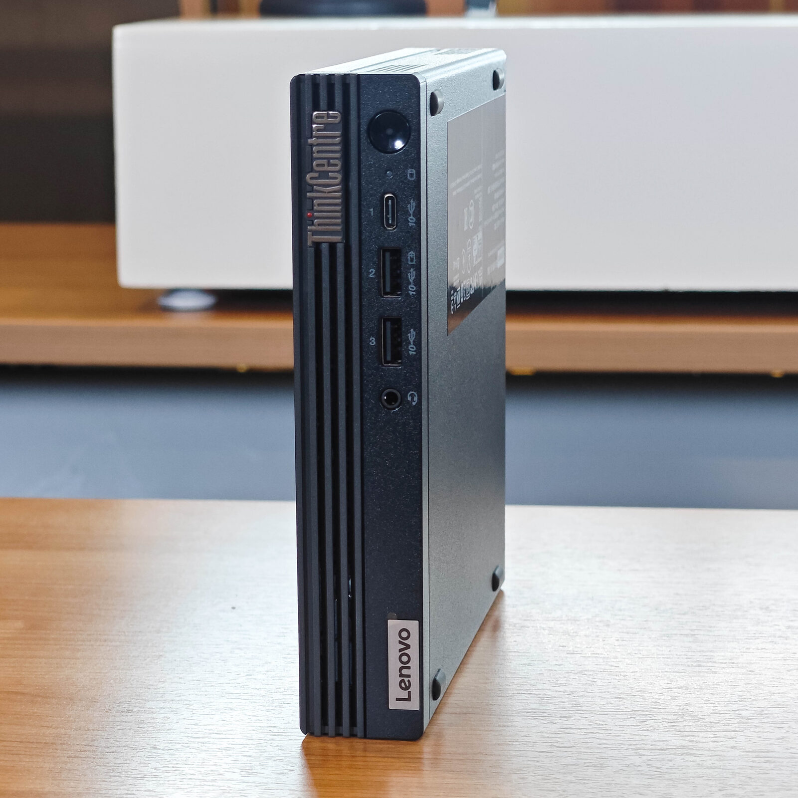 ภาพแกะกล่องสินค้า (Unboxing) แสดงสินค้าจริงและอุปกรณ์ภายในกล่อง ภาพที่ 8