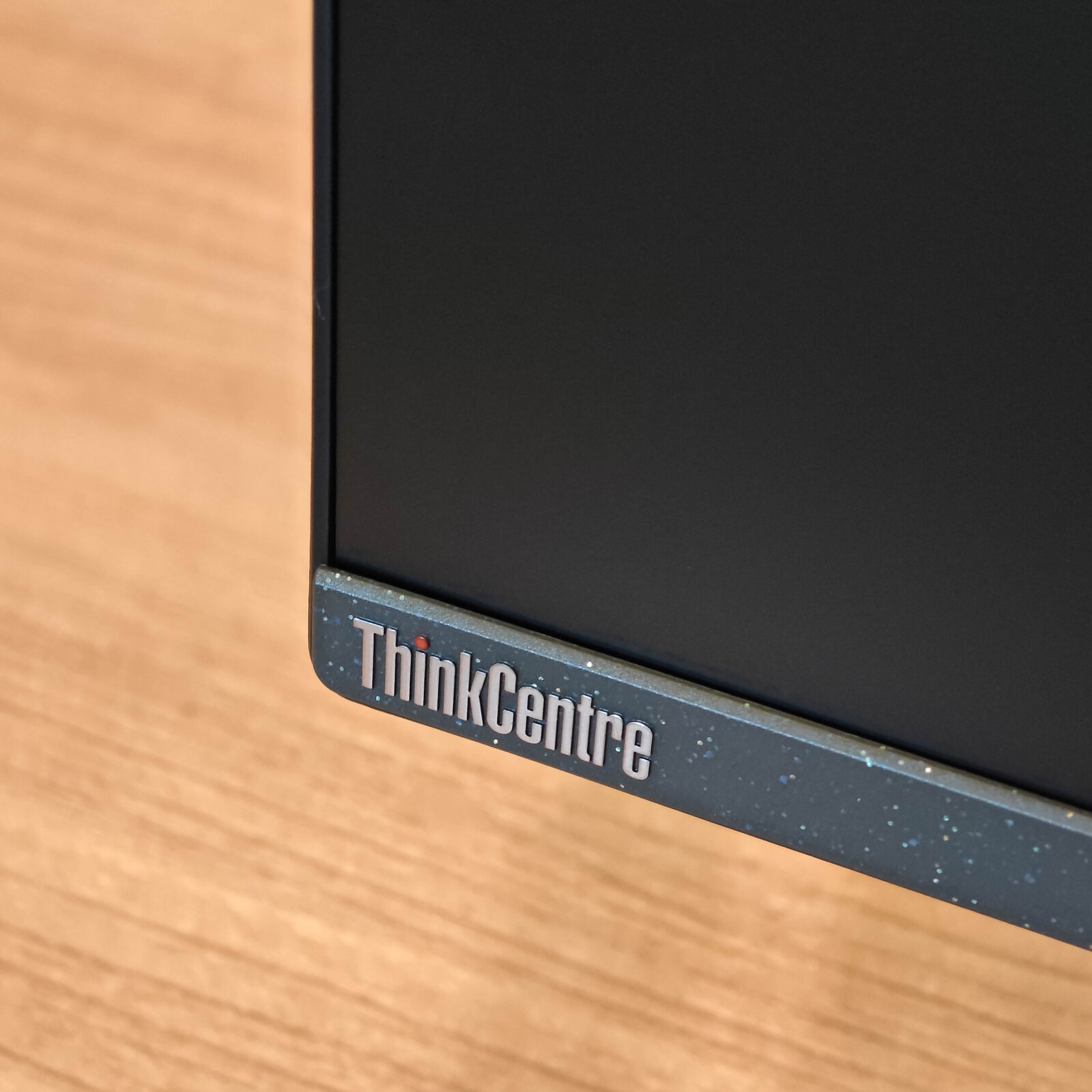 ภาพแกะกล่องสินค้า (Unboxing) แสดงสินค้าจริงและอุปกรณ์ภายในกล่อง ภาพที่ 3