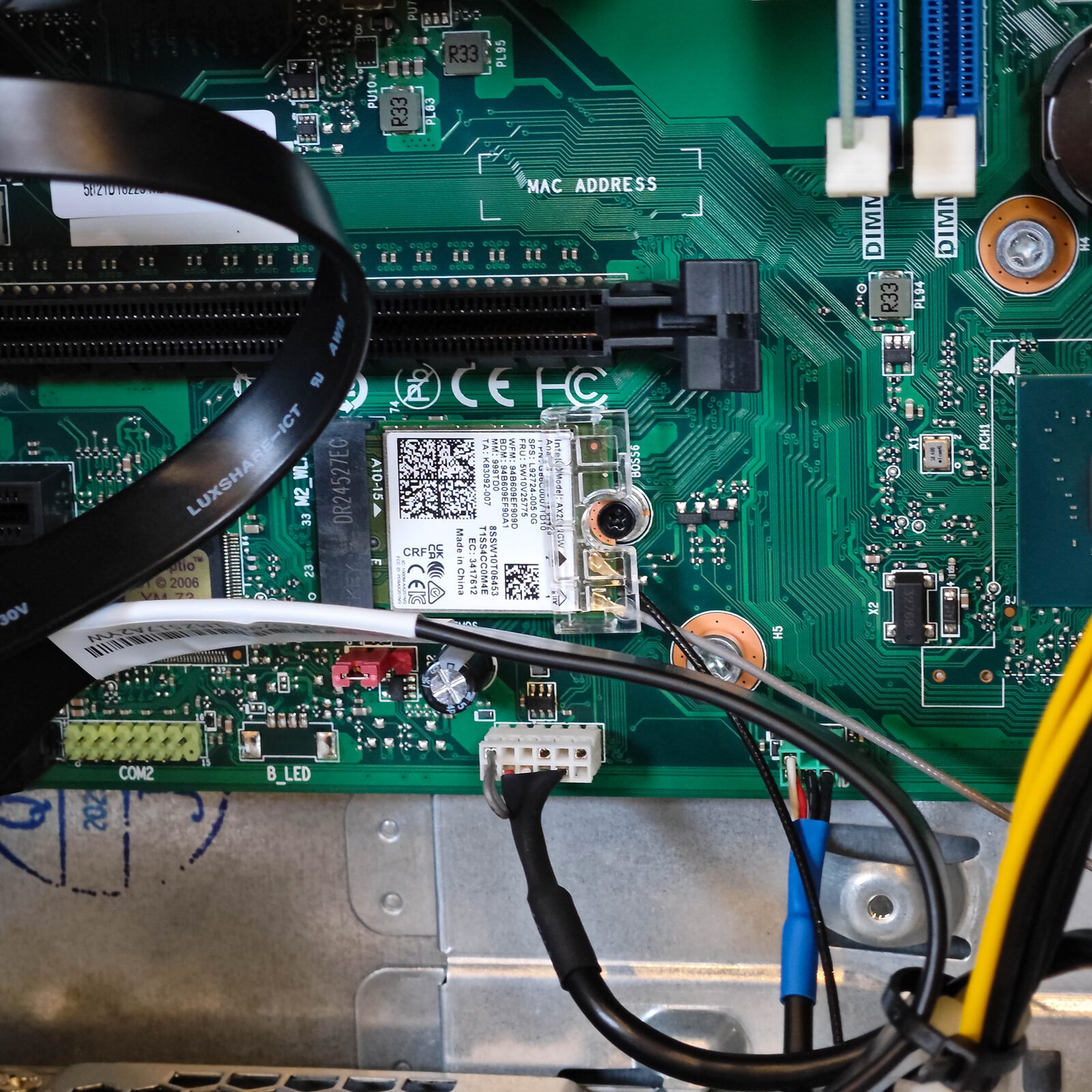 ภาพแกะกล่องสินค้า (Unboxing) แสดงสินค้าจริงและอุปกรณ์ภายในกล่อง ภาพที่ 8