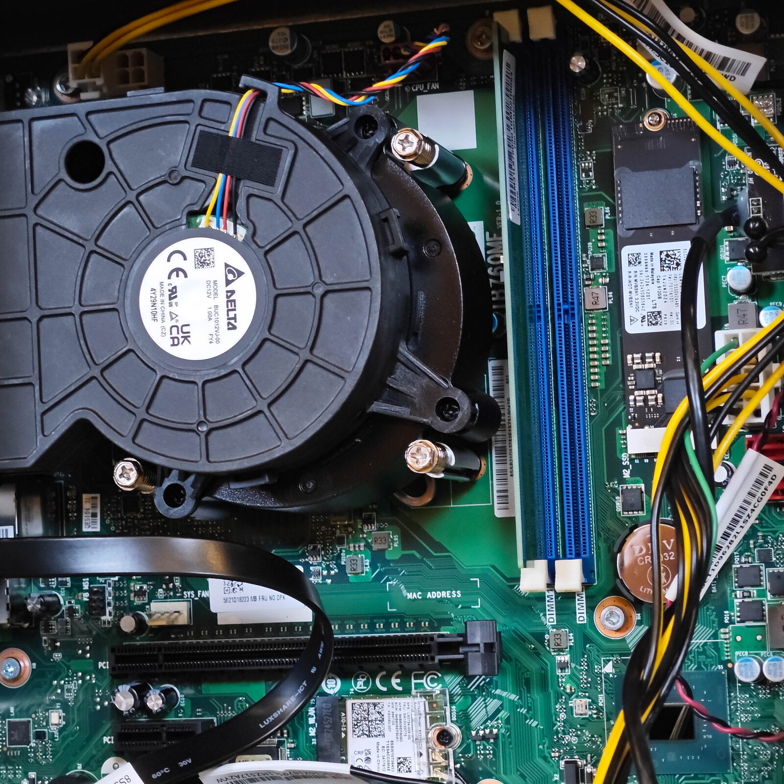 ภาพแกะกล่องสินค้า (Unboxing) แสดงสินค้าจริงและอุปกรณ์ภายในกล่อง ภาพที่ 9