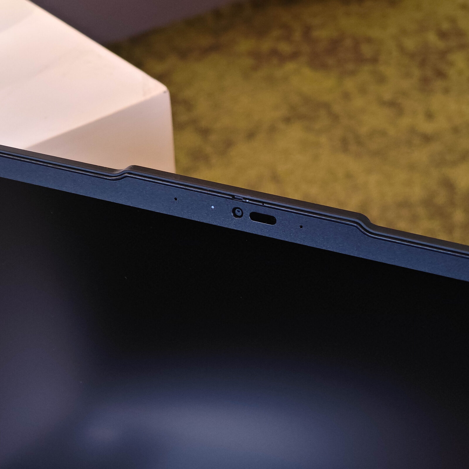 ภาพแกะกล่องสินค้า (Unboxing) แสดงสินค้าจริงและอุปกรณ์ภายในกล่อง ภาพที่ 5