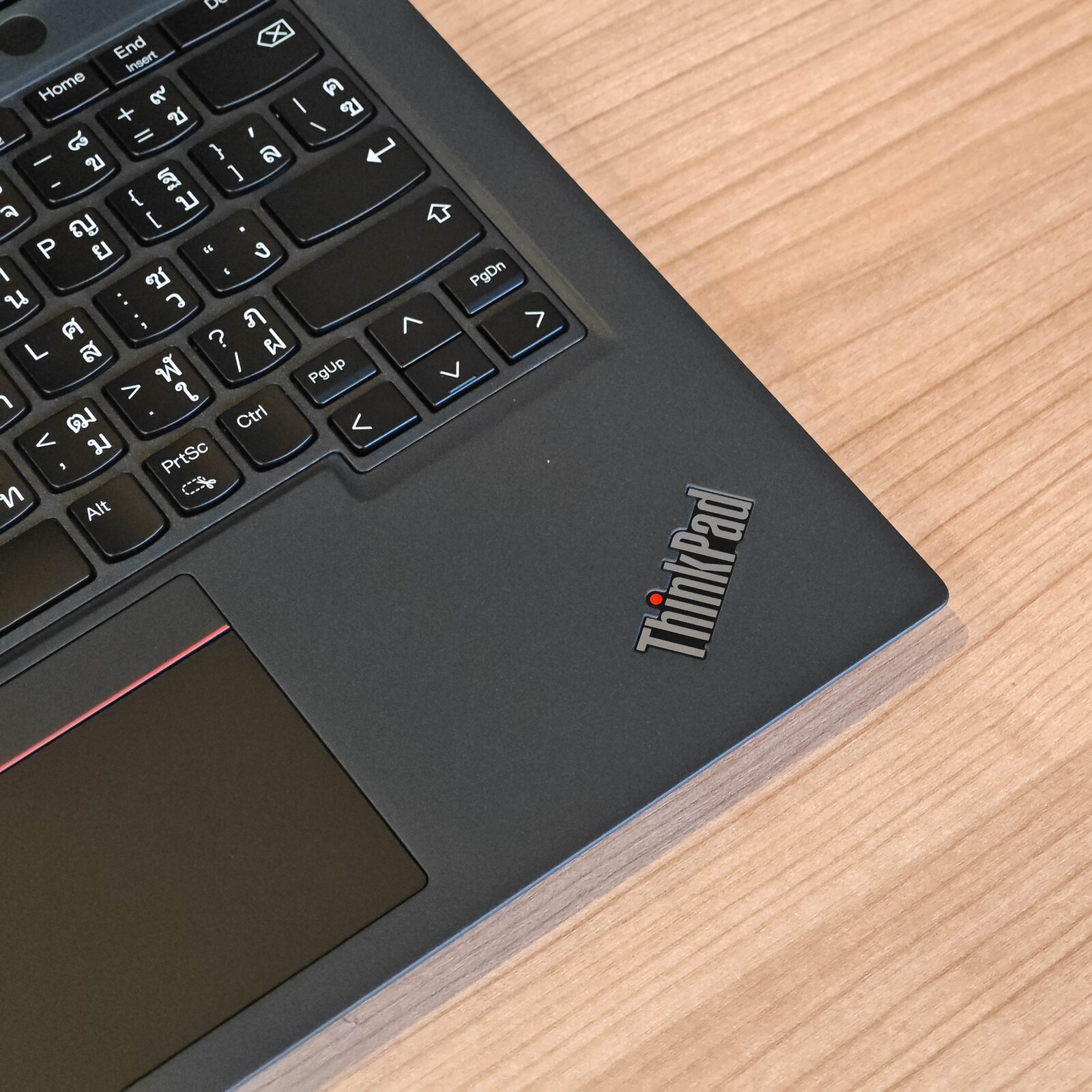 ภาพแกะกล่องสินค้า (Unboxing) แสดงสินค้าจริงและอุปกรณ์ภายในกล่อง ภาพที่ 5