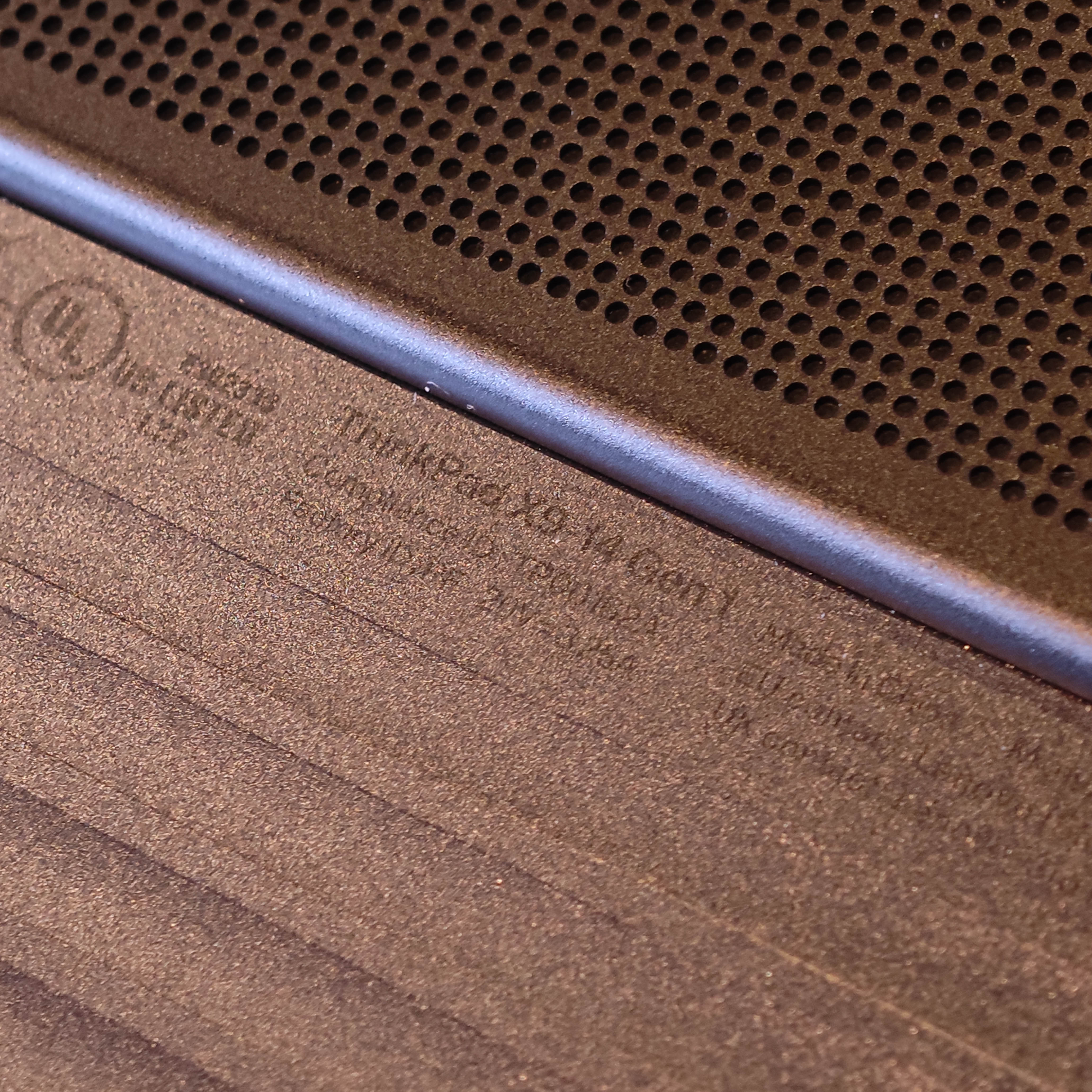 ภาพแกะกล่องสินค้า (Unboxing) แสดงสินค้าจริงและอุปกรณ์ภายในกล่อง ภาพที่ 9