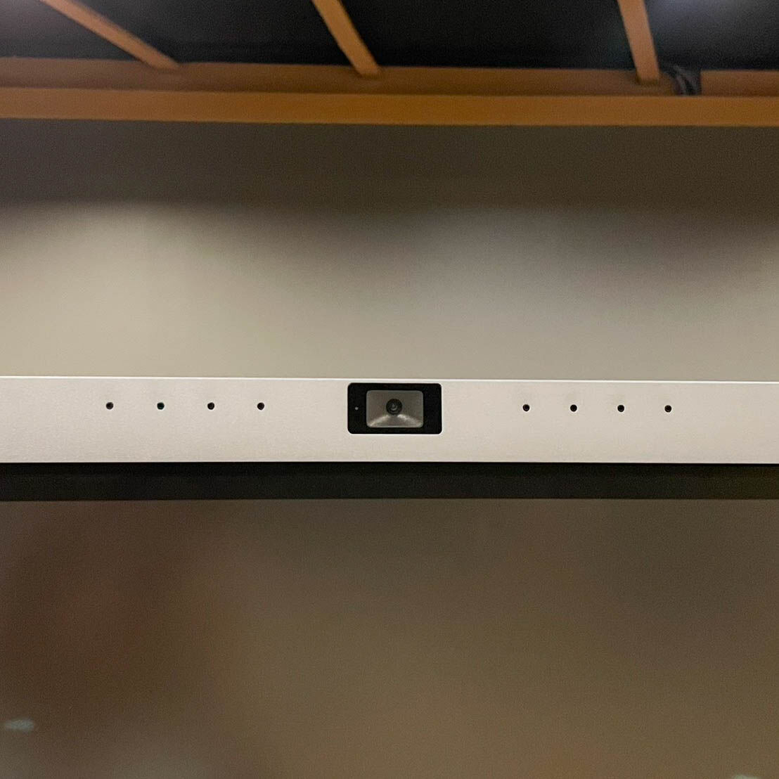 ภาพแกะกล่องสินค้า (Unboxing) แสดงสินค้าจริงและอุปกรณ์ภายในกล่อง ภาพที่ 2