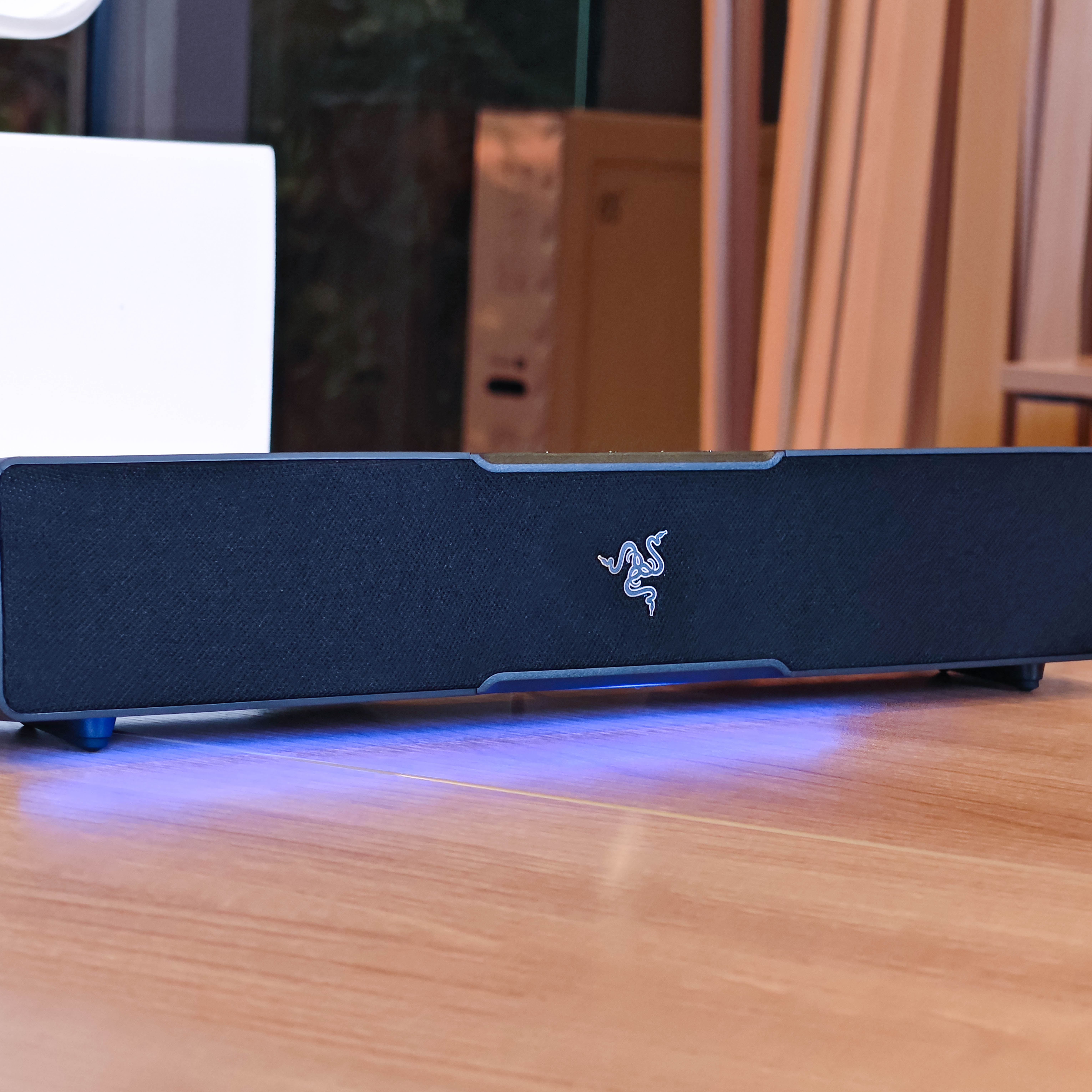 ภาพแกะกล่องสินค้า (Unboxing) แสดงสินค้าจริงและอุปกรณ์ภายในกล่อง ภาพที่ 4