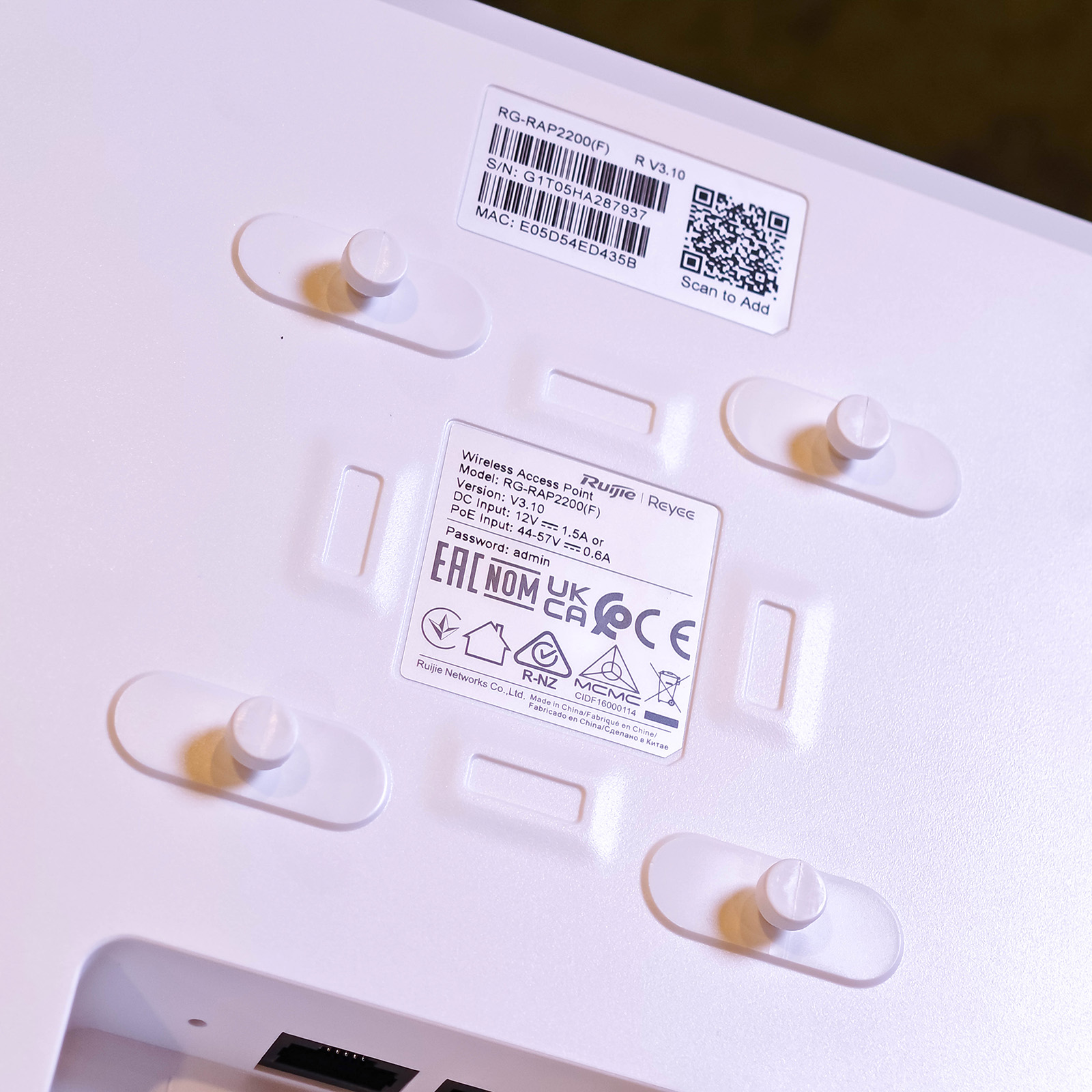 ภาพแกะกล่องสินค้า (Unboxing) แสดงสินค้าจริงและอุปกรณ์ภายในกล่อง ภาพที่ 5