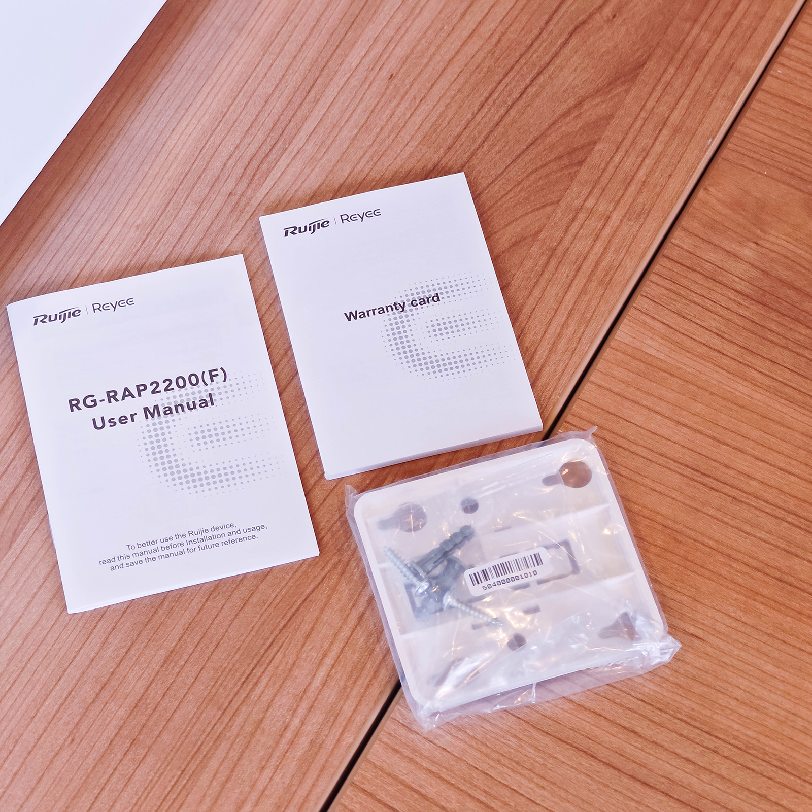 ภาพแกะกล่องสินค้า (Unboxing) แสดงสินค้าจริงและอุปกรณ์ภายในกล่อง ภาพที่ 8