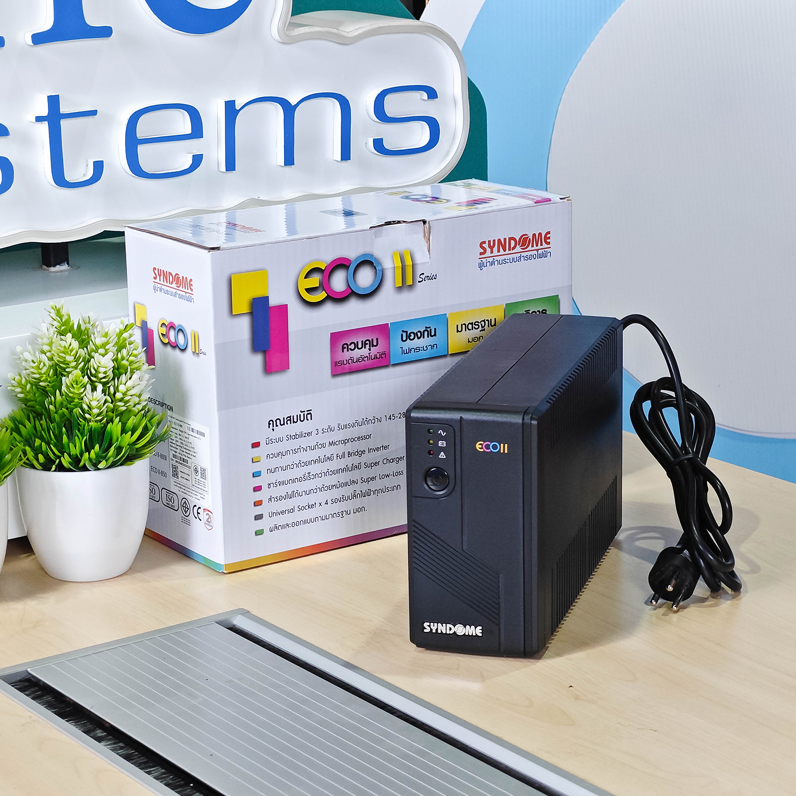 ภาพแกะกล่องสินค้า (Unboxing) แสดงสินค้าจริงและอุปกรณ์ภายในกล่อง ภาพที่ 1