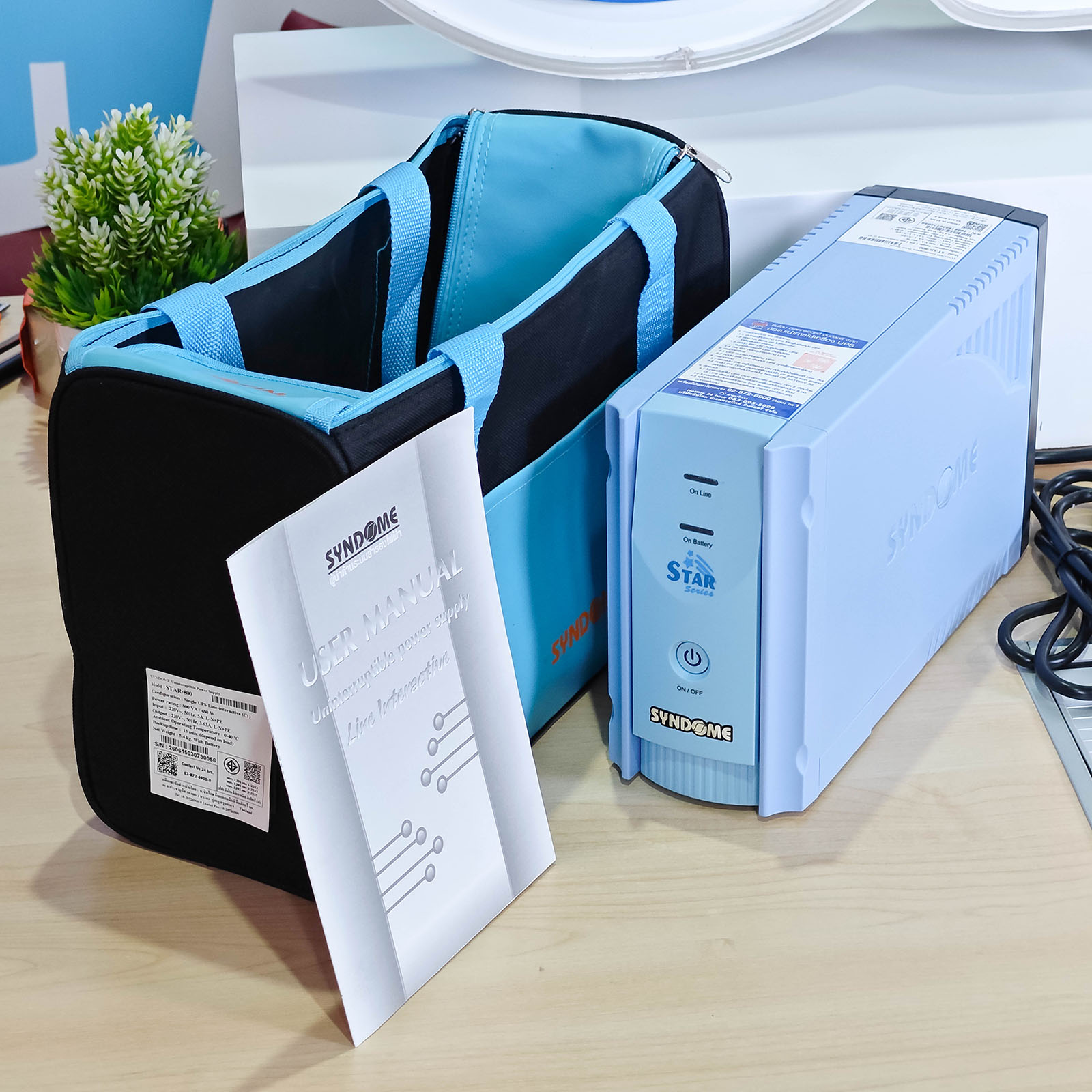 ภาพแกะกล่องสินค้า (Unboxing) แสดงสินค้าจริงและอุปกรณ์ภายในกล่อง ภาพที่ 2